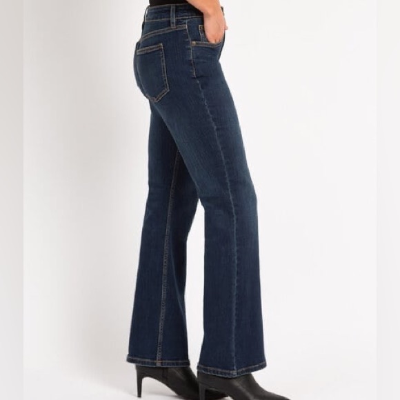 BOOTLEGGER OLIVIA BOOTCUT JEANS - Picture 3 of 8